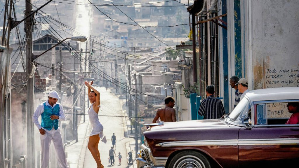 Aprende a Bailar Salsa Cubana: Consejos y Pasos Básicos