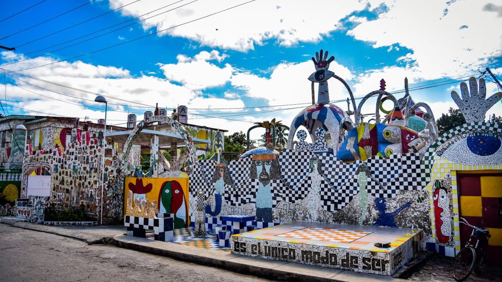 Murales y Arte Público en Cuba: Embelleciendo las Calles